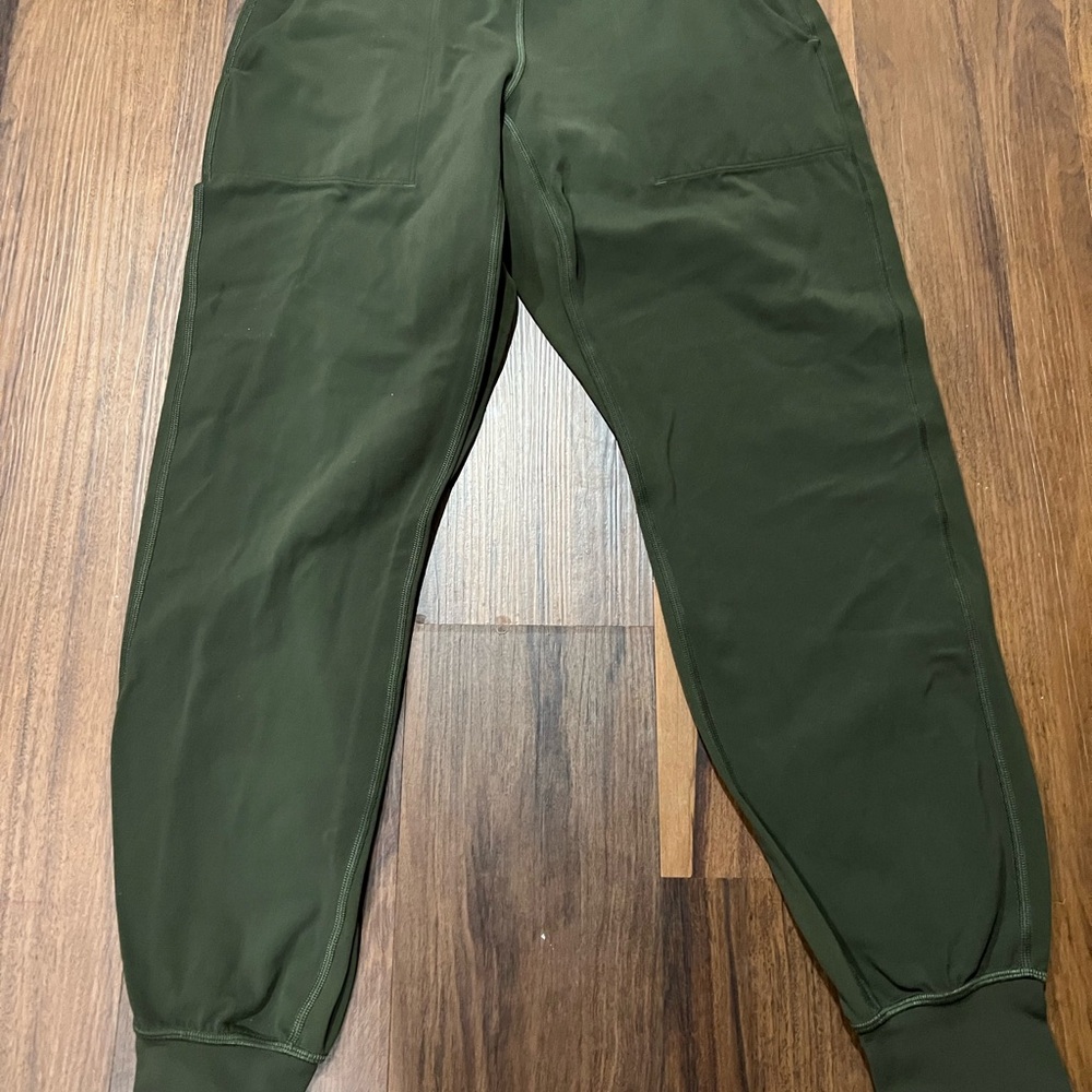 Lululemon joggers